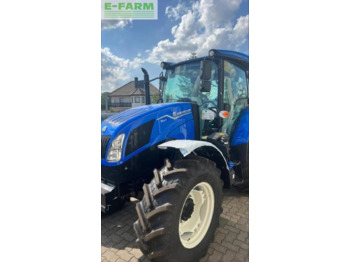 Trattore NEW HOLLAND T5