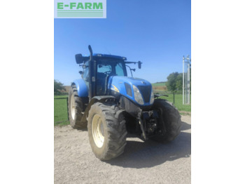 Trattore NEW HOLLAND T7050