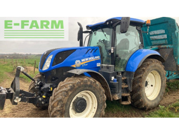 Trattore NEW HOLLAND T7