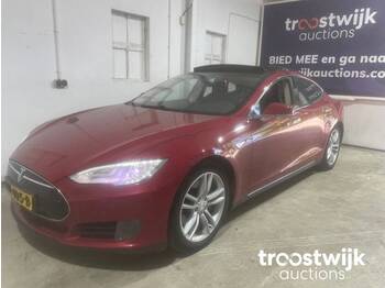 Tesla 70D Base - Autovettura