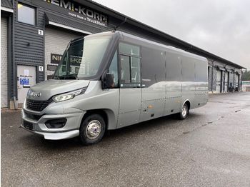 Autobus extraurbano IVECO Feniksbus 72c21A8/P