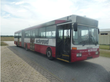 Autobus urbano Mercedes-Benz O 406 G Hochboden