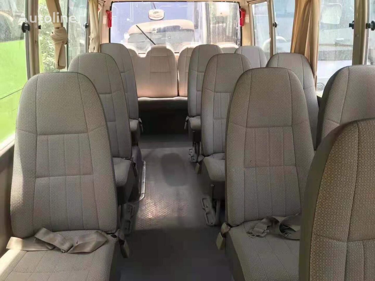 Autobus extraurbano Toyota Coaster: foto 5