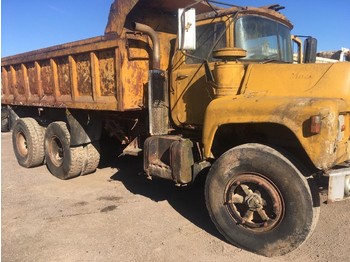 Autocarro ribaltabile MACK R 600