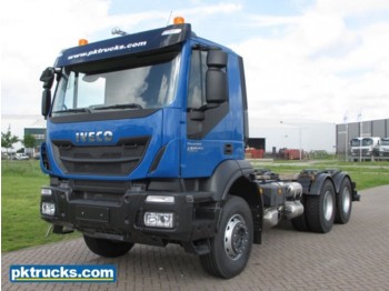 Telaio autocarro Iveco Trakker AD260T45P