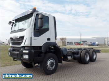 Telaio autocarro Iveco Trakker AD380T42WH