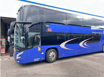Autobus a due piani BOVA