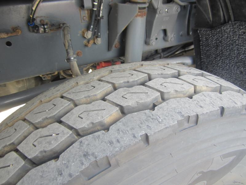 Autocarro con pianale/ Cassone fisso DAF CF85 460