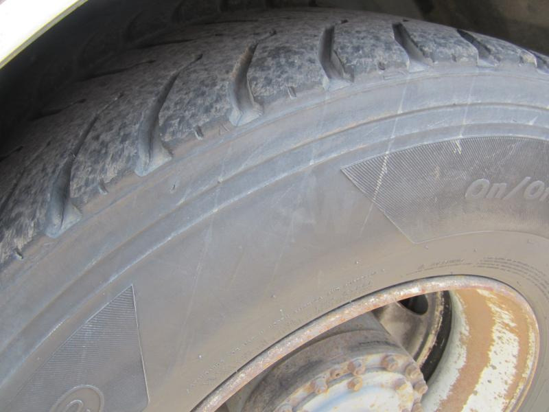 Autocarro con pianale/ Cassone fisso DAF XF105 460