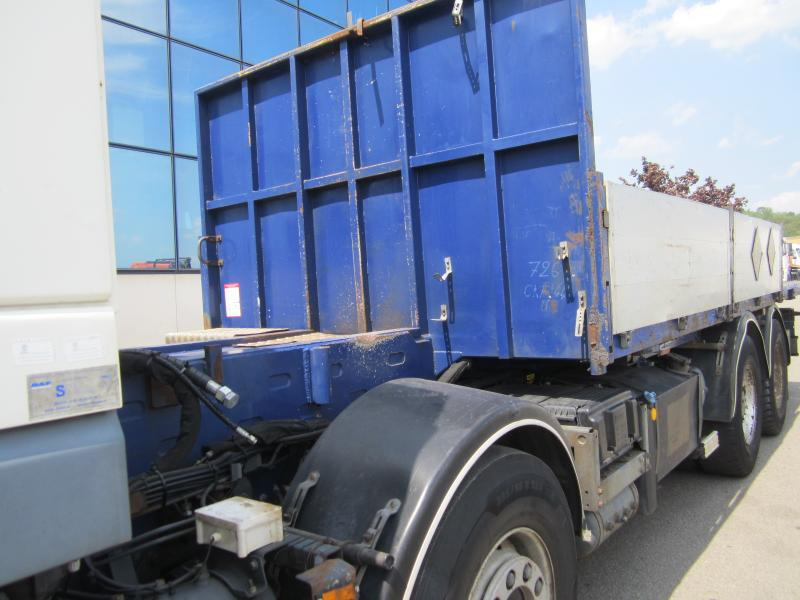 Autocarro con pianale/ Cassone fisso DAF XF105 460