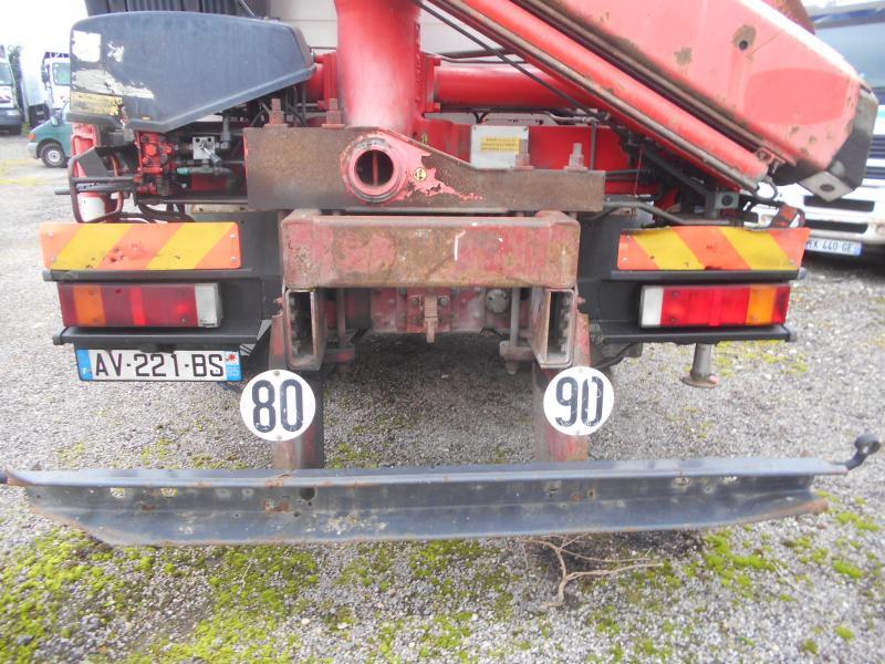 Autocarro con pianale/ Cassone fisso Iveco Eurotrakker 330E34