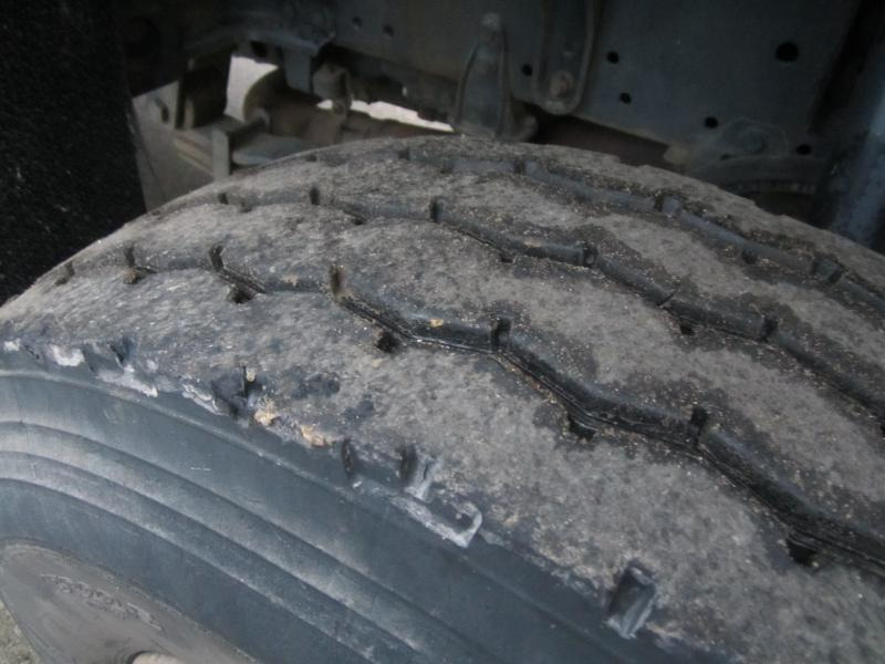 Autocarro con pianale/ Cassone fisso MAN TGA