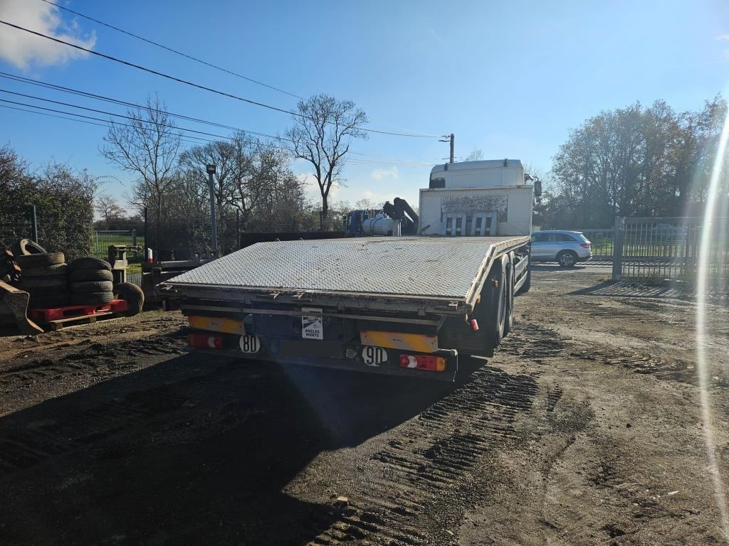 Autocarro con pianale/ Cassone fisso MAN TGA 28.310