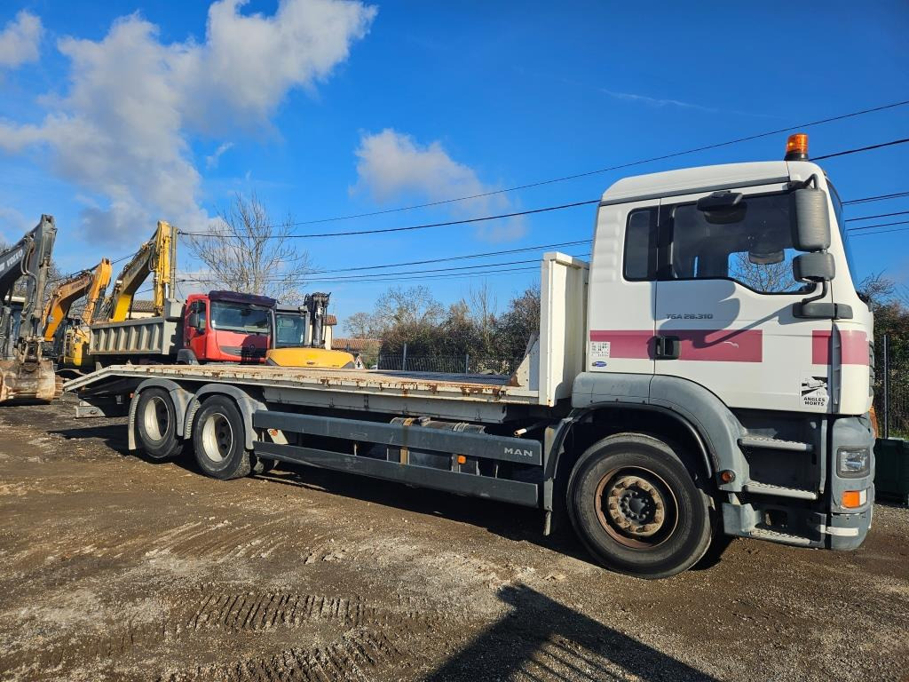 Autocarro con pianale/ Cassone fisso MAN TGA 28.310