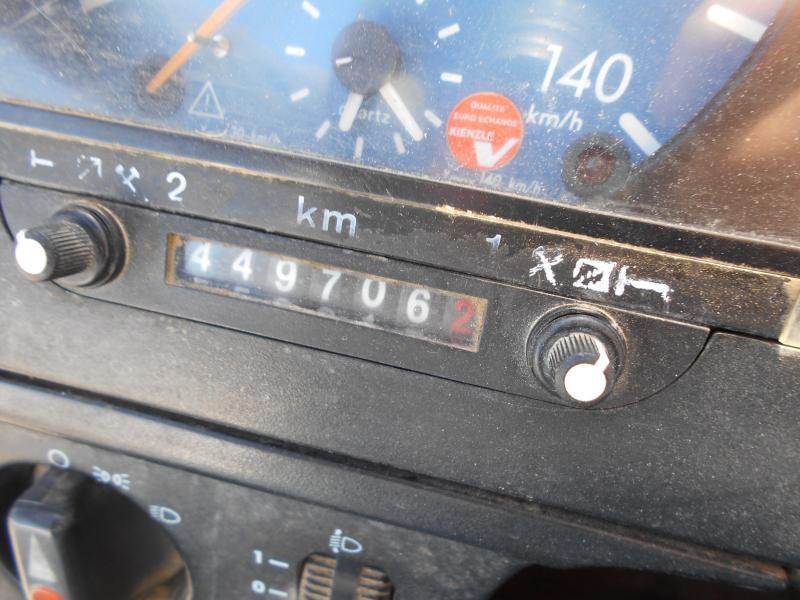 Autocarro con pianale/ Cassone fisso Mercedes Atego 815