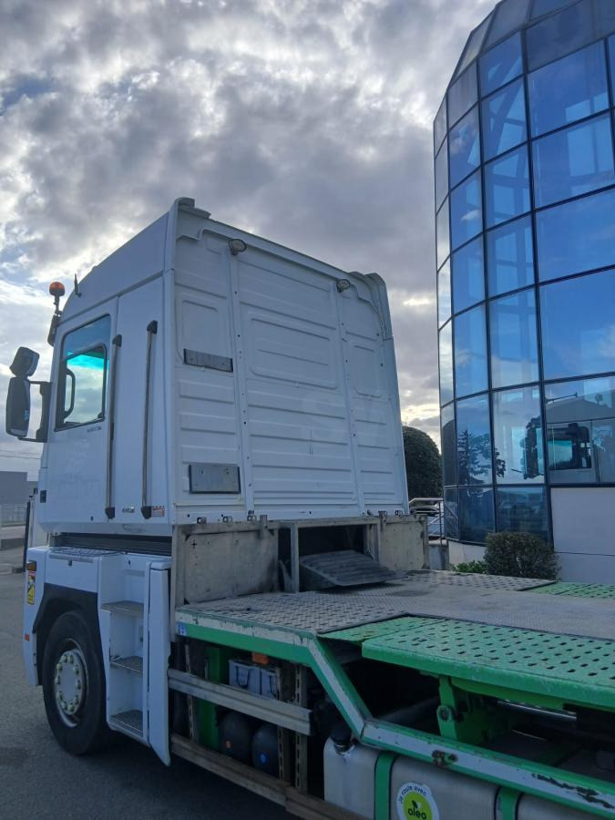 Autocarro con pianale/ Cassone fisso Renault Magnum 440 DXI