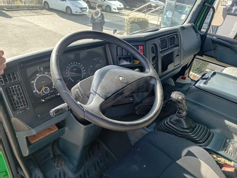 Autocarro con pianale/ Cassone fisso Renault Premium 250