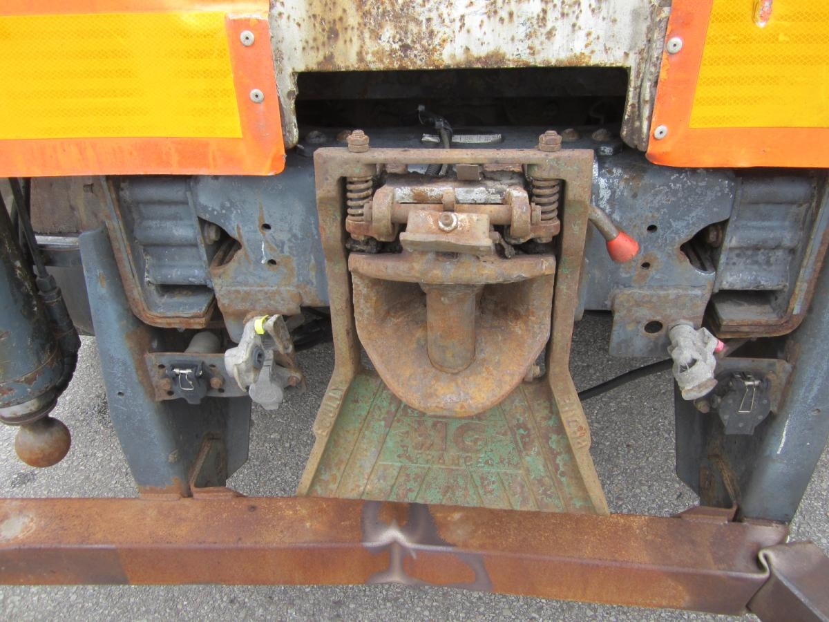 Autocarro con pianale/ Cassone fisso Volvo FH 520