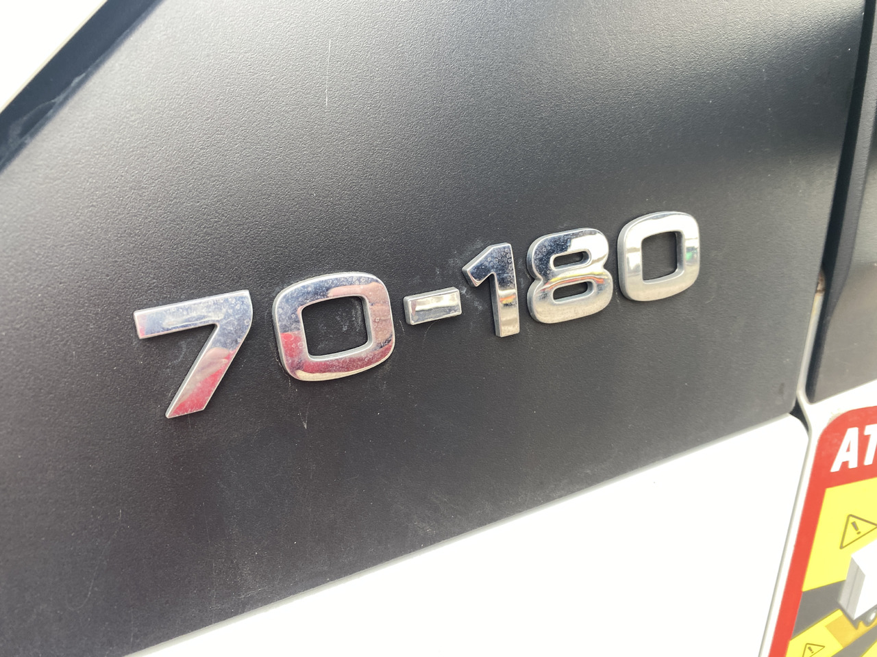 Autocarro frigorifero IVECO DAILY 70C18