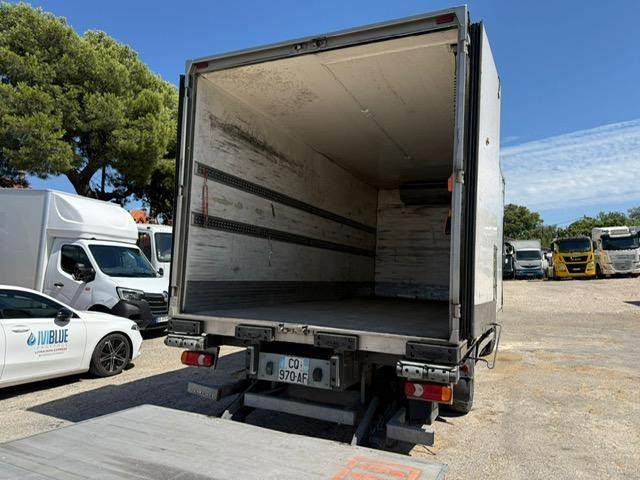 Autocarro frigorifero Iveco 120E22 CAISSE FRIGO HAYON