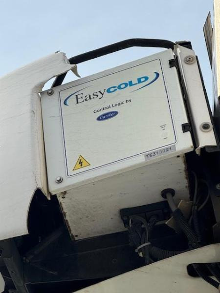 Autocarro frigorifero Iveco STRALIS 360 EEV FRIGO HAYON CARRIER