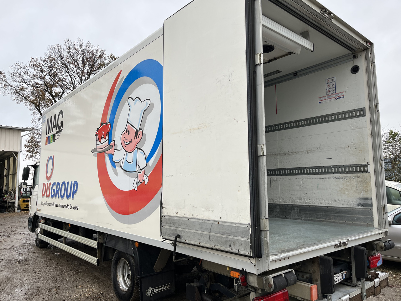 Autocarro frigorifero MAN Tga 12-180