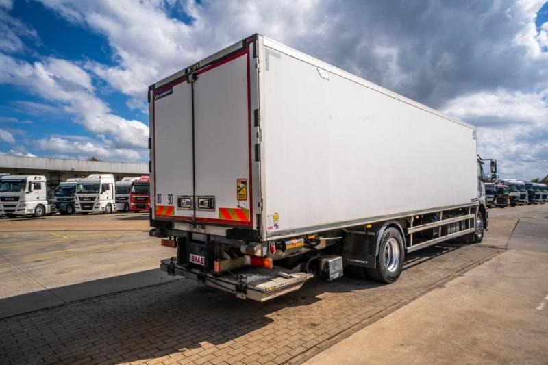 Autocarro frigorifero Mercedes AXOR 1829 BL-MP3 +CARRIER+DHOLLANDIA