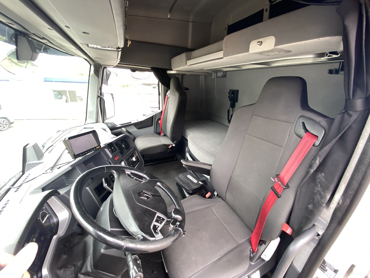 Autocarro frigorifero RENAULT T