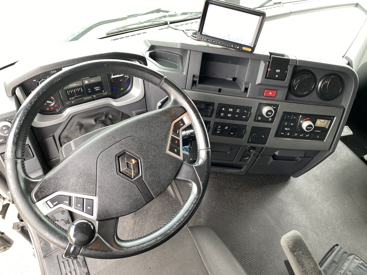 Autocarro frigorifero RENAULT T