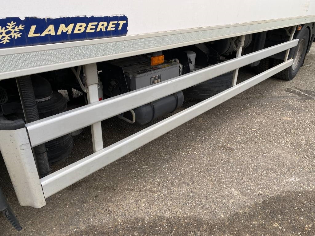 Autocarro frigorifero Renault D240 /LAMBERET/CARRIER 1150 *A REPARER*