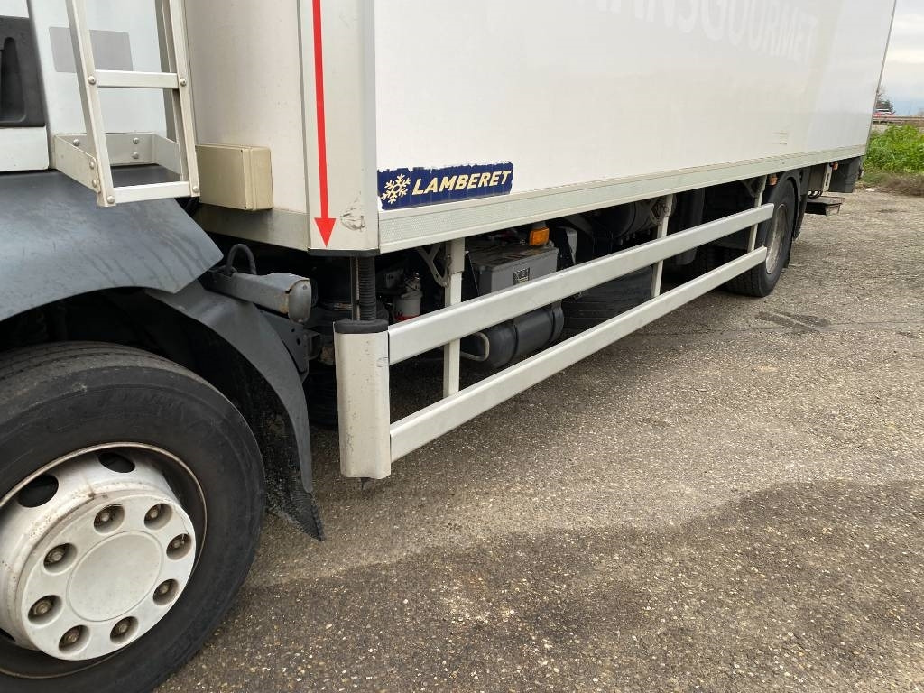 Autocarro frigorifero Renault D240 /LAMBERET/CARRIER 1150 *A REPARER*