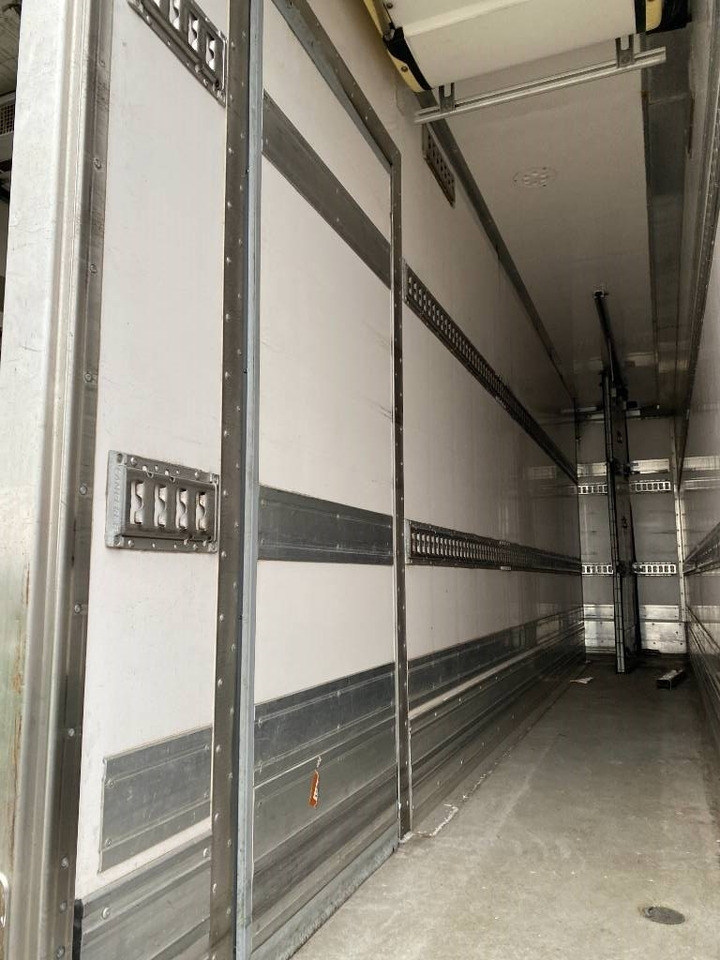 Autocarro frigorifero Renault D240 /LAMBERET/CARRIER 1150 *A REPARER*