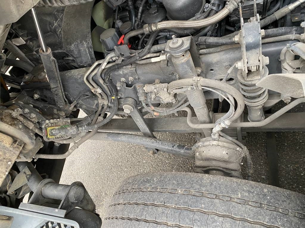 Autocarro frigorifero Renault D240 /LAMBERET/CARRIER 1150 *A REPARER*