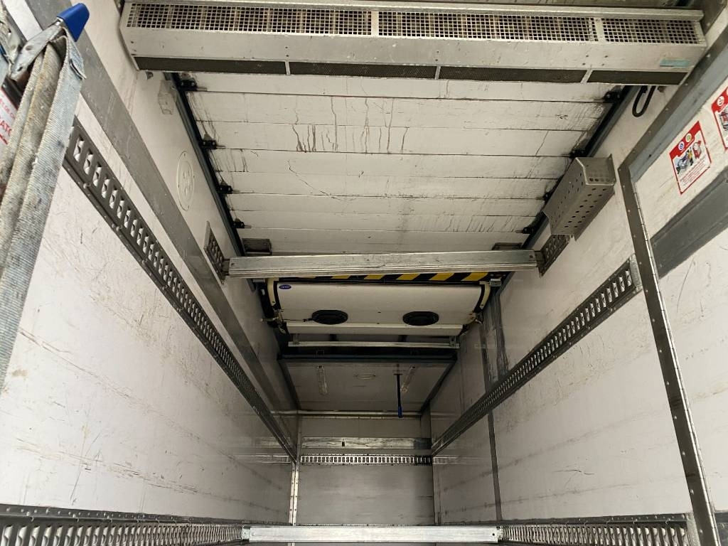 Autocarro frigorifero Renault D240 /LAMBERET/CARRIER 1150 *A REPARER*