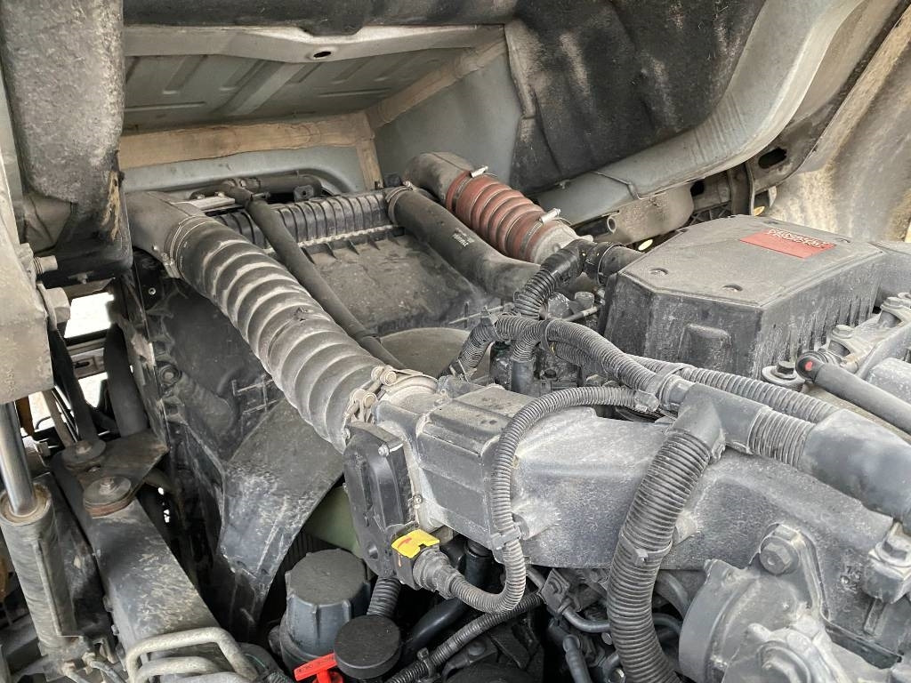 Autocarro frigorifero Renault D240 /LAMBERET/CARRIER 1150 *A REPARER*