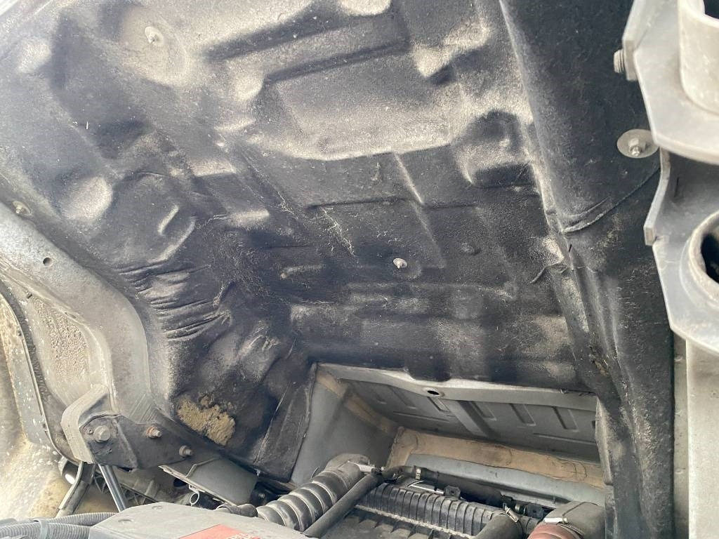 Autocarro frigorifero Renault D240 /LAMBERET/CARRIER 1150 *A REPARER*