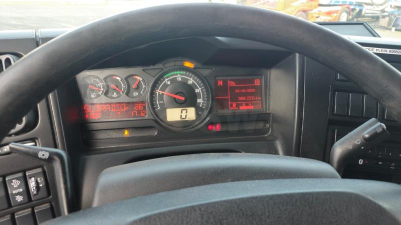 Autocarro frigorifero Renault D WIDE