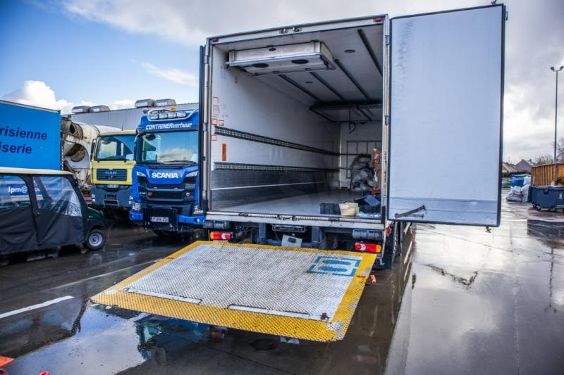 Autocarro frigorifero Renault PREMIUM 310DXI+E5+CARRIER+ENGINE PROBLEM