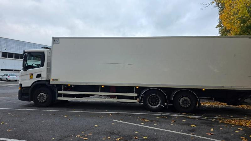 Autocarro frigorifero Scania P 320