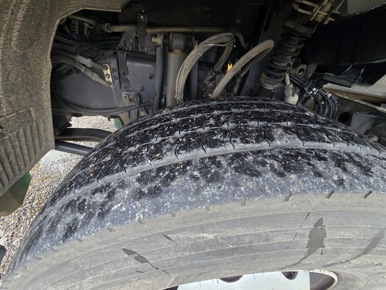 Autocarro frigorifero VOLVO FM 370 - ThermoKing - meat Rail