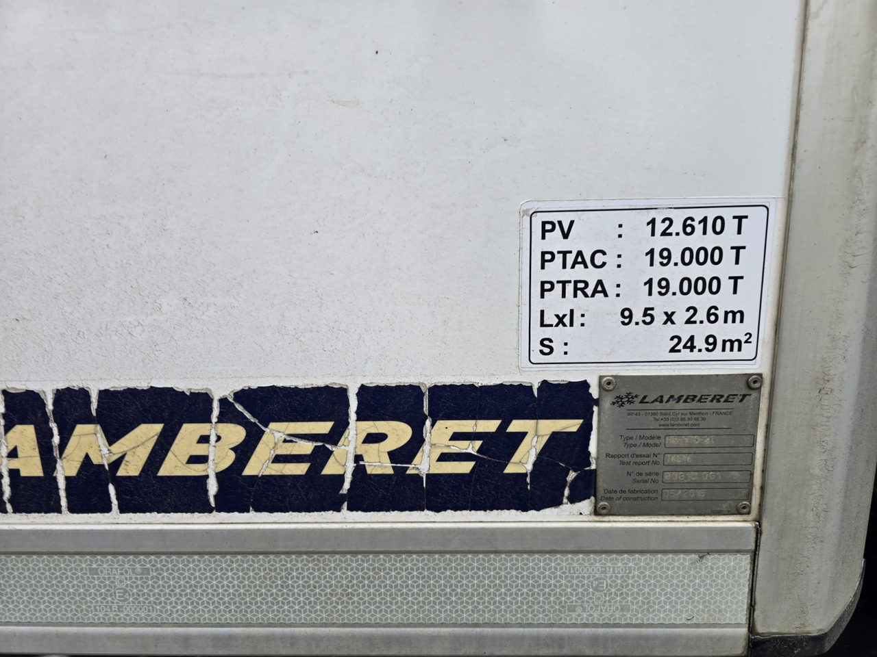 Autocarro frigorifero VOLVO FM 370 - ThermoKing - meat Rail