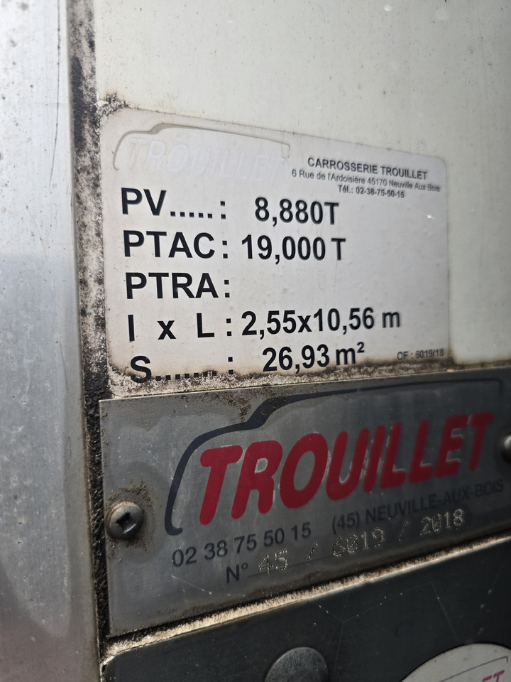 Autocarro furgonato DAF LF 320