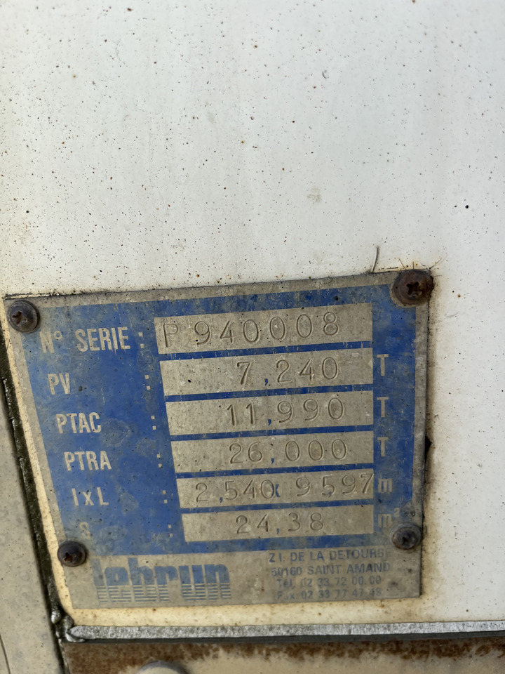 Autocarro furgonato IVECO Eurocargo 120e28