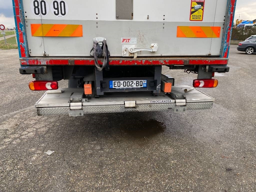 Autocarro furgonato Iveco EuroCargo 120/210 e6 Turbo Hors /Service