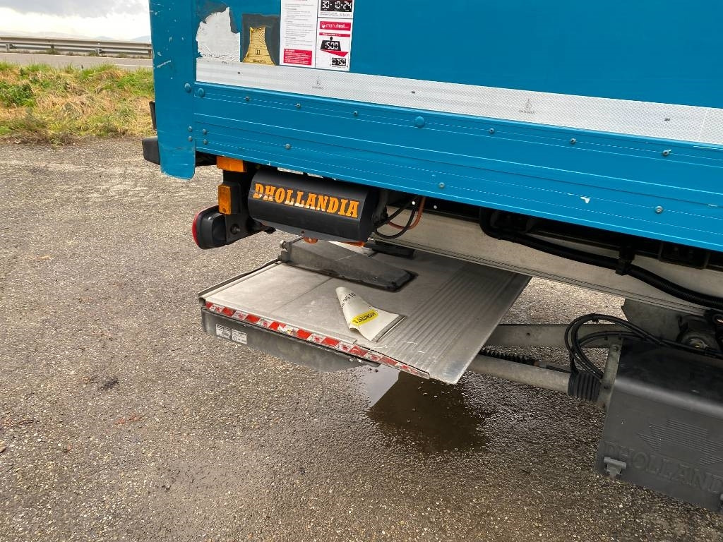 Autocarro furgonato Iveco EuroCargo 120/210 e6 Turbo Hors /Service