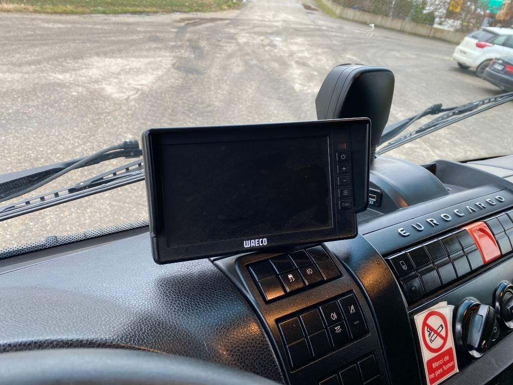 Autocarro furgonato Iveco EuroCargo 120/210 e6 Turbo Hors /Service