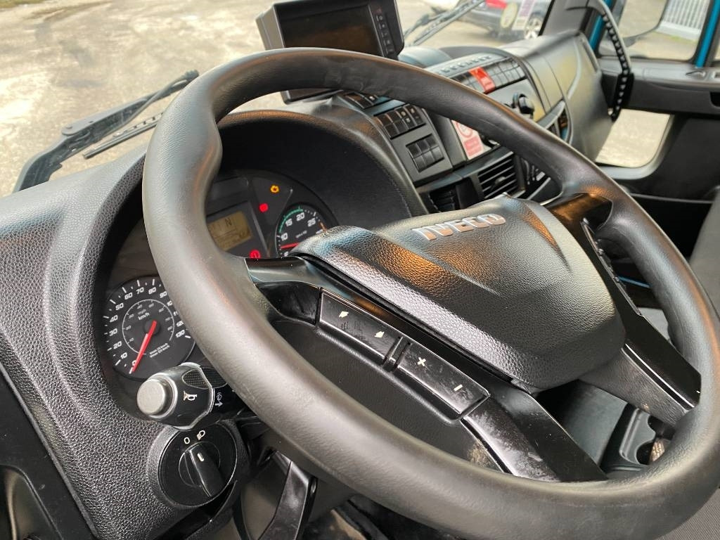 Autocarro furgonato Iveco EuroCargo 120/210 e6 Turbo Hors /Service