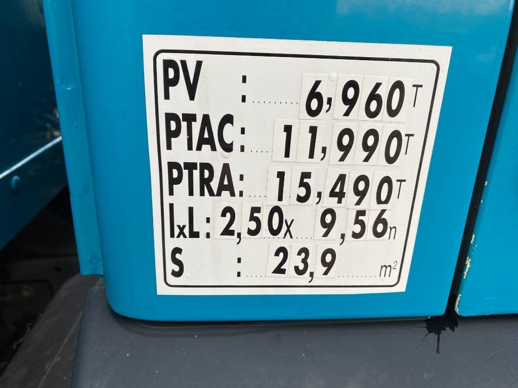 Autocarro furgonato Iveco EuroCargo 120/210 e6 Turbo Hors /Service