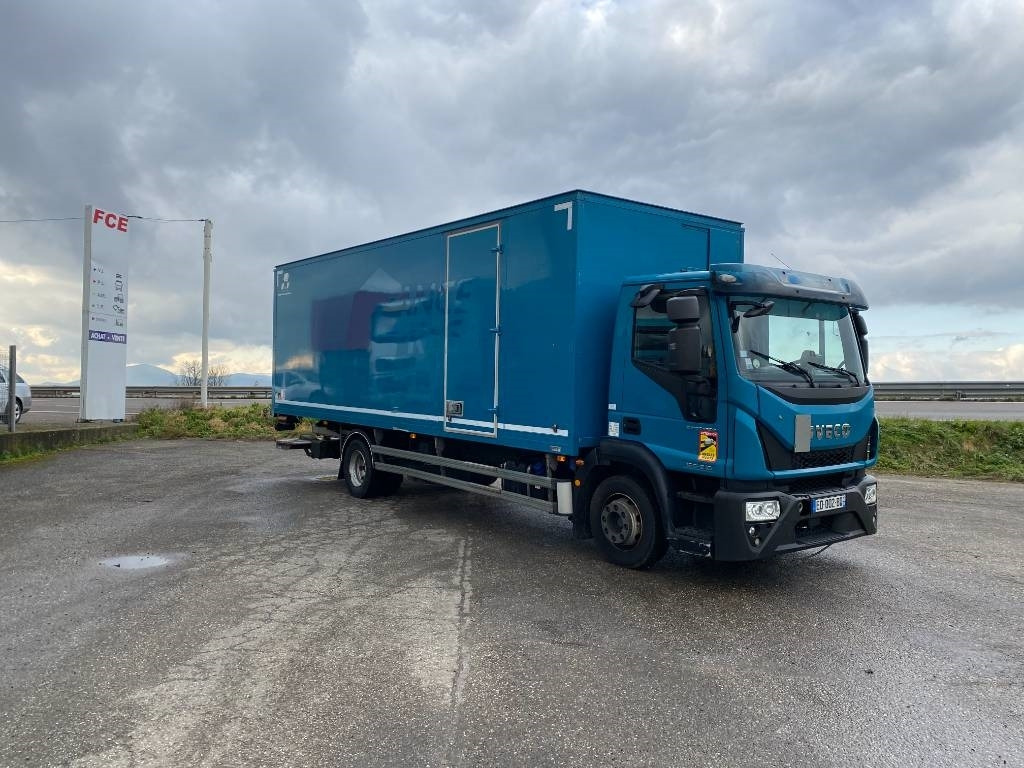 Autocarro furgonato Iveco EuroCargo 120/210 e6 Turbo Hors /Service