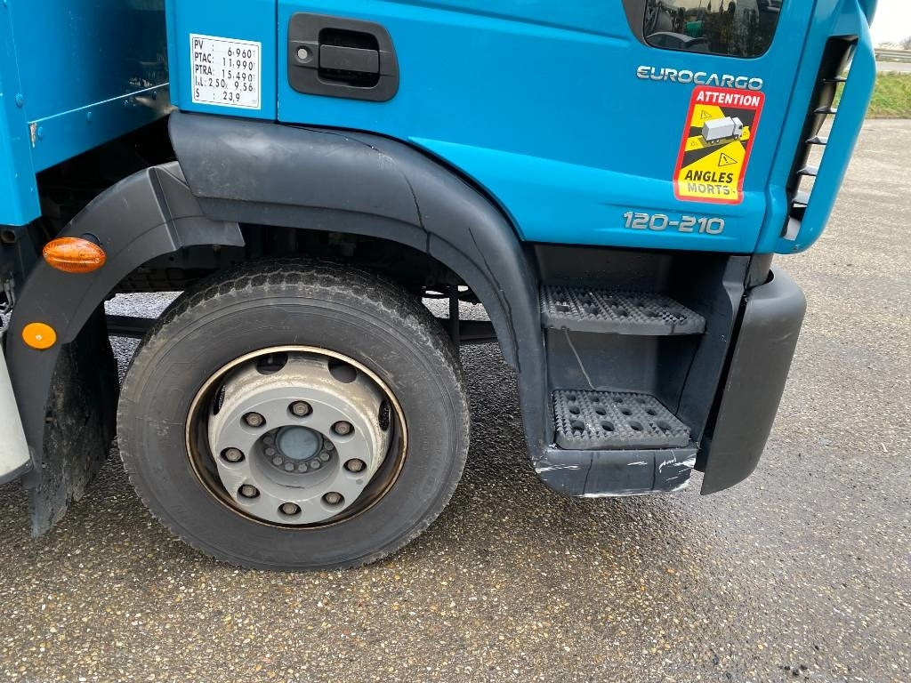 Autocarro furgonato Iveco EuroCargo 120/210 e6 Turbo Hors /Service